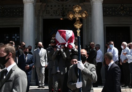 Με την ερυθρόλευκη σημαία το τελευταίο «αντίο» στον Σάββα Θεοδωρίδη