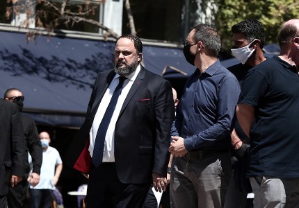 Με την ερυθρόλευκη σημαία το τελευταίο «αντίο» στον Σάββα Θεοδωρίδη