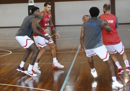 Συνέχεια στο παρκέ! (photos)