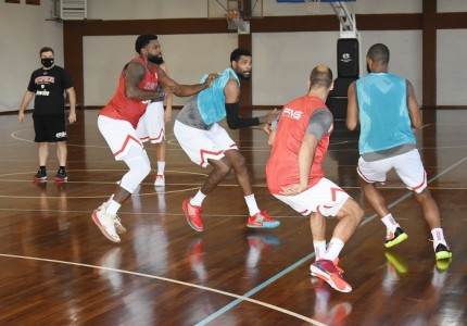 Συνέχεια στο παρκέ! (photos)