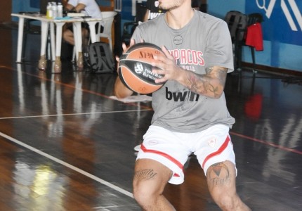 Συνέχεια στο παρκέ! (photos)