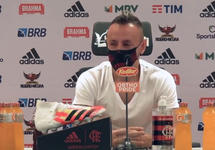 Ραφίνια:«Πρόκληση για μένα ο Ολυμπιακός» (photos)