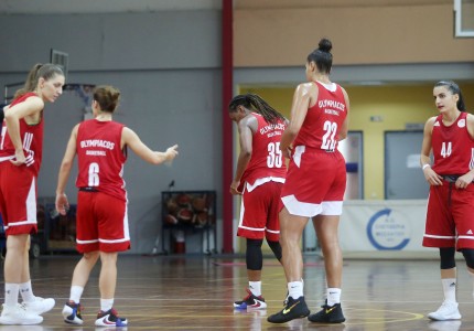 Νίκησε τις Εσπερίδες και προχωράει… (photos)