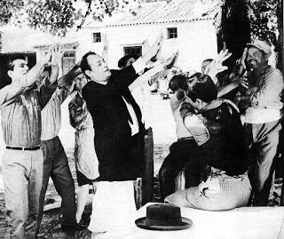 Θα σας εξαφανίσωμεν….