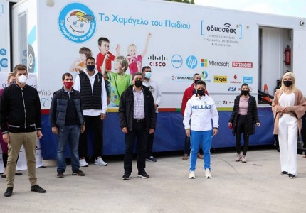 ΣΕΦ: Εντυπωσιακή ανταπόκριση στην αιμοδοσία! (photos)