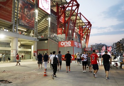 Ο Ναός όπως πρέπει να είναι, με κόσμο! (Photos)