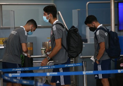 Αναχώρησε για Βουλγαρία ο Ολυμπιακός (photos)