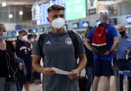 Αναχώρησε για Βουλγαρία ο Ολυμπιακός (photos)