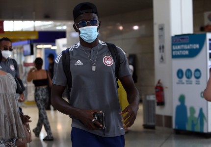 Αναχώρησε για Βουλγαρία ο Ολυμπιακός (photos)