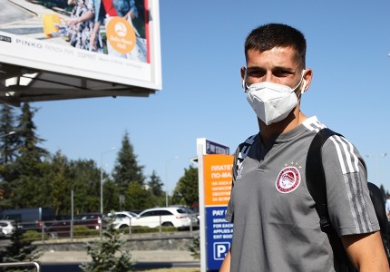 Έφτασε Βουλγαρία ο Ολυμπιακός (photos)