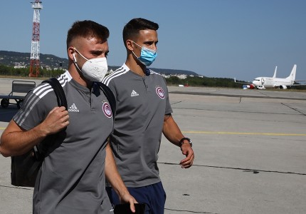 Έφτασε Βουλγαρία ο Ολυμπιακός (photos)