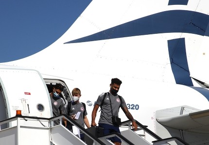 Έφτασε Βουλγαρία ο Ολυμπιακός (photos)