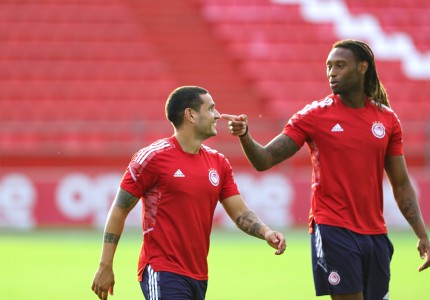 Κλικ από την προπόνηση του Ολυμπιακού