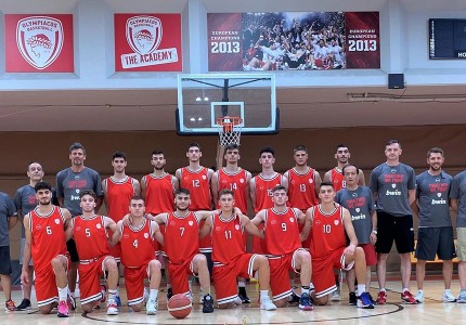 Αήττητοι πρωταθλητές οι Έφηβοι του Θρύλου! (photos)