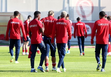 Πάρτε εικόνα από την προπόνηση του Θρύλου! (photos)