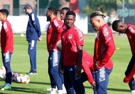 Πάρτε εικόνα από την προπόνηση του Θρύλου! (photos)