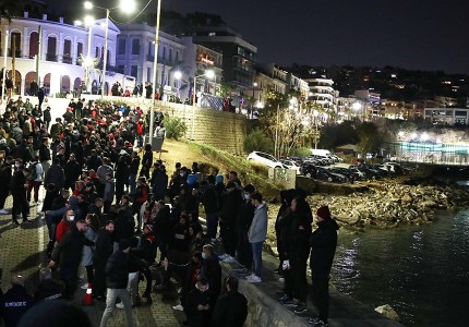 Live η άφιξη Μανωλά στα γραφεία του Θρύλου!