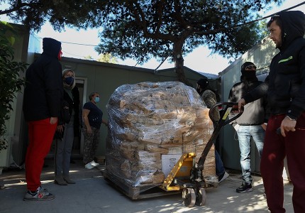 ΘΥΡΑ 7 με ΑΝΘΡΩΠΙΑ! Μεγάλη κίνηση για τα παιδιά! (videos/photos)