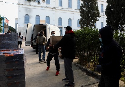 ΘΥΡΑ 7 με ΑΝΘΡΩΠΙΑ! Μεγάλη κίνηση για τα παιδιά! (videos/photos)