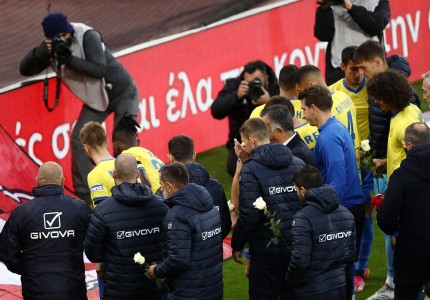 Ολυμπιακός: Τίμησαν την μνήμη των 21 θυμάτων και του Άλκη στο Καραϊσκάκη (photos)