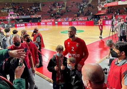 ΚΑΕ Ολυμπιακός: «Ο έκτος μας παίκτης στο Μόναχο» (photos)