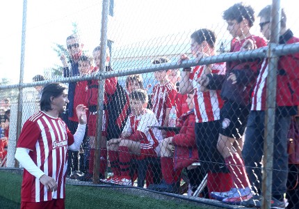 Σπουδαία κίνηση από τους Βετεράνους του Ολυμπιακού! (photos)