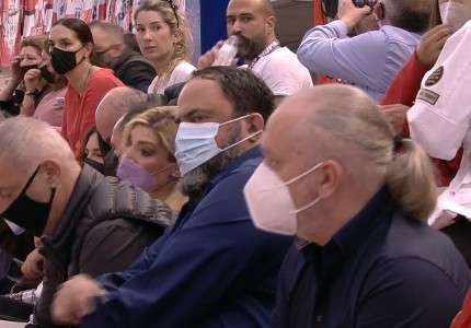 Πάντα παρών! Στο Παπαστράτειο και ο Βαγγέλης Μαρινάκης!