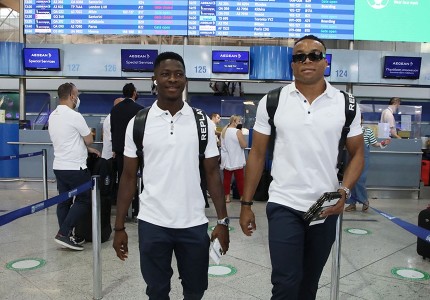 Αναχώρησε ο Θρύλος για Ισραήλ! (photos)