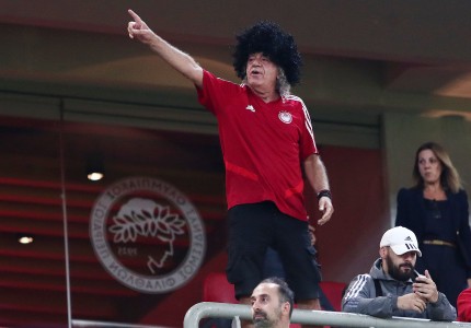 Απίστευτος ο Τάκης, με μαλλί Μαρσέλο!