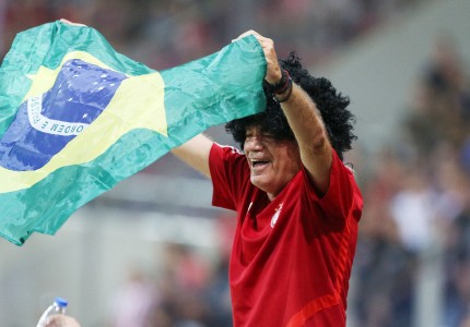 Απίστευτος ο Τάκης, με μαλλί Μαρσέλο!