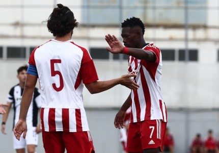 Εικόνες από τον θρίαμβο των Νέων του Ολυμπιακού (photos)