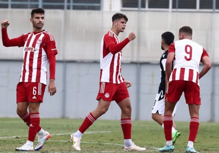 Εικόνες από τον θρίαμβο των Νέων του Ολυμπιακού (photos)