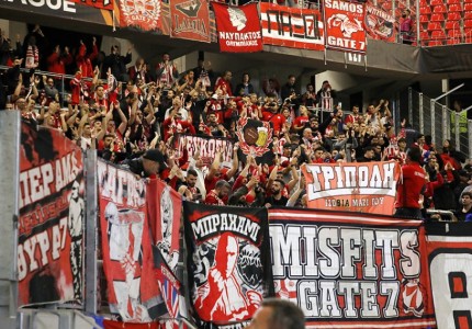 Βροντερό «παρών» από τους οπαδούς του Θρύλου! (photos)