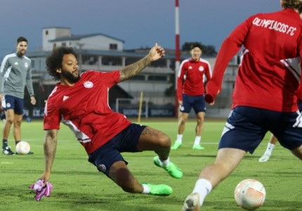 Εικόνες από την προπόνηση του Ολυμπιακού!