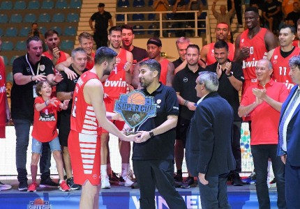 Ολυμπιακός και Stoiximan μαζί για άλλα τρία χρόνια! (photos)