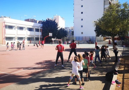 Οι Ακαδημίες του Θρύλου πάνε... σχολείο! (photos)