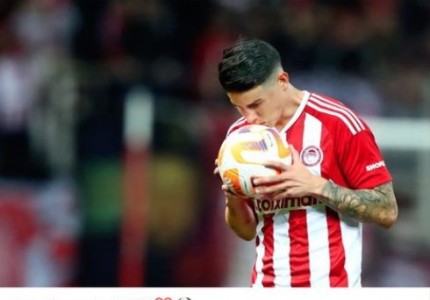 To «ερυθρόλευκο» ποστ του Χάμες! (photo)