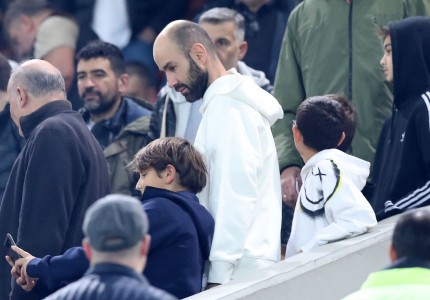 Στο Καραϊσκάκη ο σπουδαίος Σπανούλης! (photos)