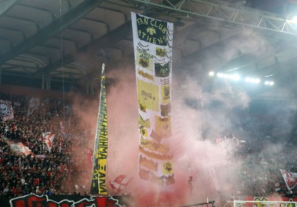 Έγινε η νύχτα… ημέρα στον Ναό! (photos)