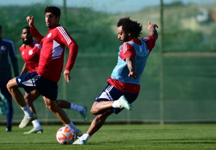 Έμφαση σε τακτική, κατοχή μπάλας και στατικές φάσεις (photos)