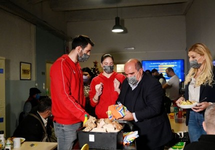 O  Ερασιτέχνης Ολυμπιακός στο πλευρό της UNESCO Πειραιά! (photos, video)