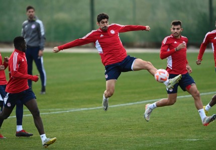 Έμφαση στο πρέσινγκ και στις στατικές φάσεις ενόψει Σταντάρ Λιέγης (photos)