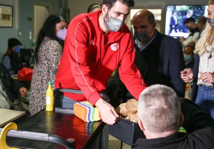 O  Ερασιτέχνης Ολυμπιακός στο πλευρό της UNESCO Πειραιά! (photos, video)