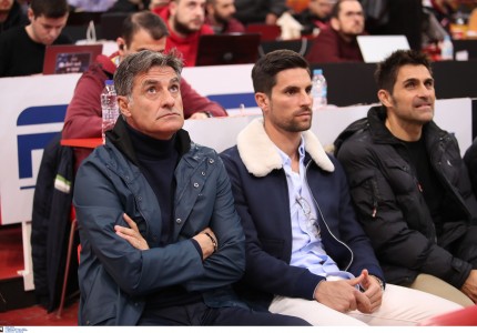 Στο ΣΕΦ για να δει Θρύλο ο Μίτσελ! (photos)