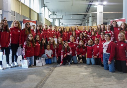 Ολοκληρώθηκε η συλλογή τροφίμων στο ΣΕΦ για την Ιερά Μητρόπολη Πειραιώς