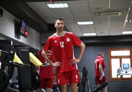 Προπονήθηκε στην Ερμούπολη ο Θρύλος (photos)