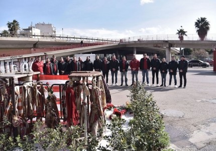 Τίμησαν τα θύματα της Θύρας 7 οι ομάδες πόλο και χάντμπολ του Θρύλου (photos)