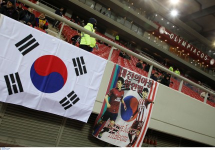 Κορεάτικη τρέλα για τον Ίνμπομ στον Ναό! (photo)