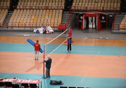 Έτοιμο το ΣΕΦ για τον ευρωπαϊκό τελικό και τη στέψη του Ολυμπιακού! (video, photos)