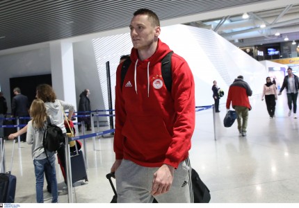 «Πέταξε» για Ισραήλ ο Θρύλος! (photos)